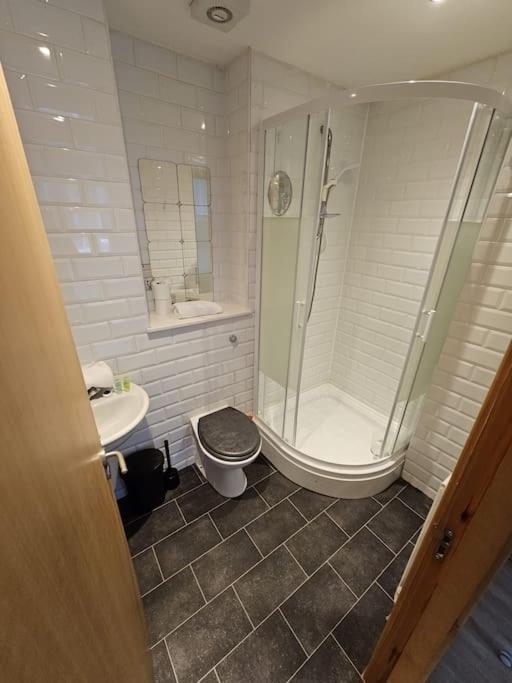 65 Renfield St 2 Bed Apartment Glasgow Dış mekan fotoğraf